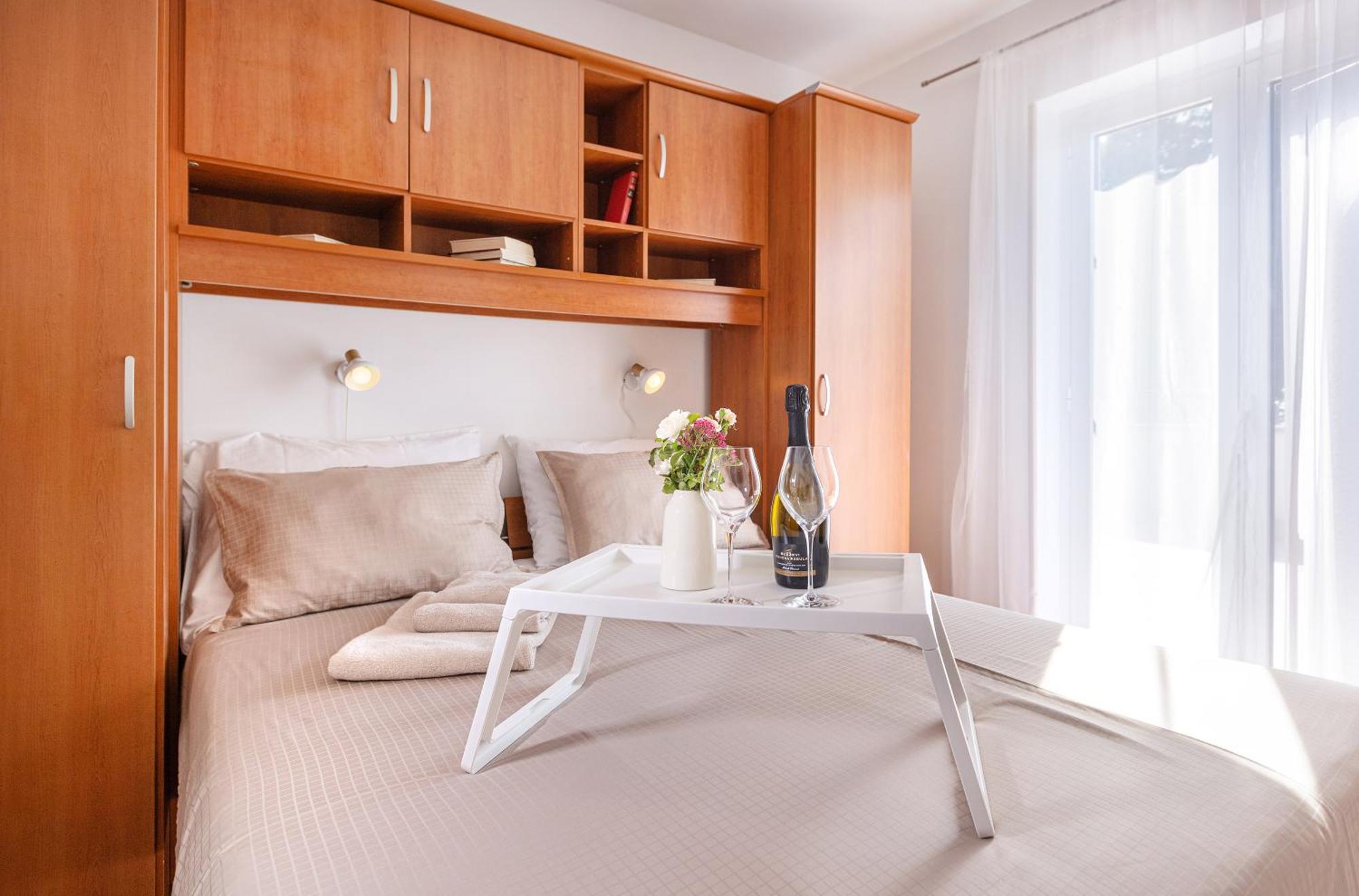 House Olive Garden Strunjan Apartman Kültér fotó