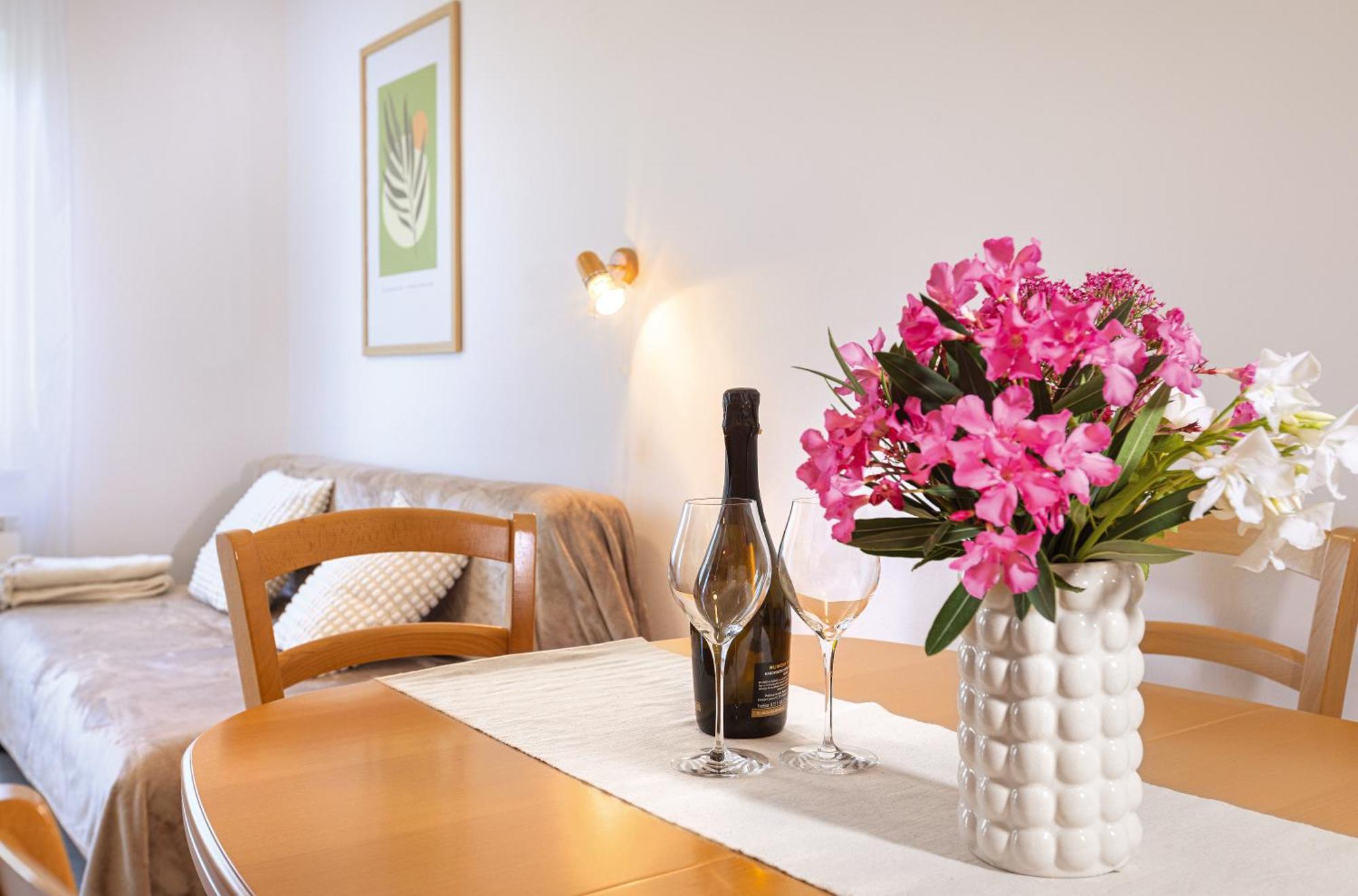 House Olive Garden Strunjan Apartman Kültér fotó